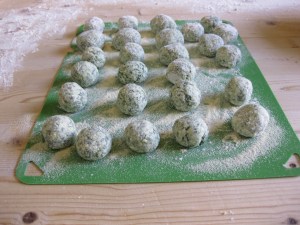 Making Gnudi